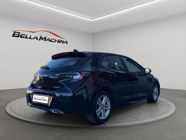 Toyota Auris 2022, foto 8