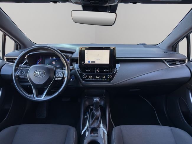 Toyota Auris 2022, foto 16