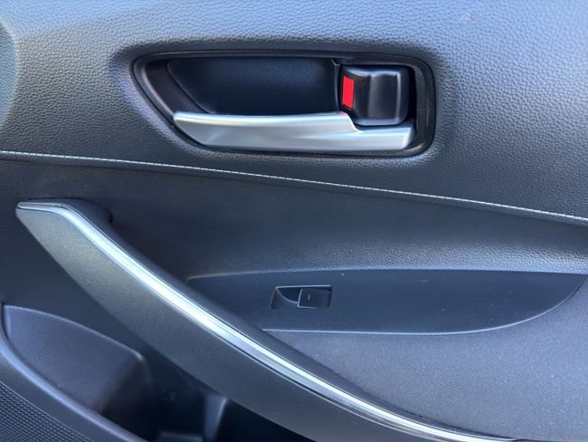Toyota Auris 2022, foto 19