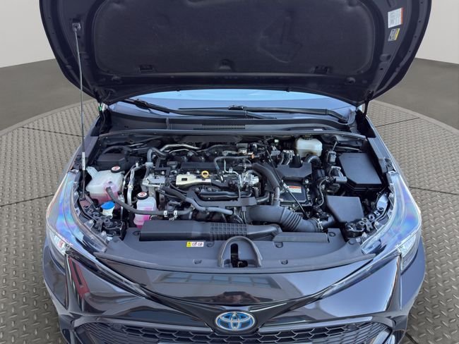 Toyota Auris 2022, foto 21