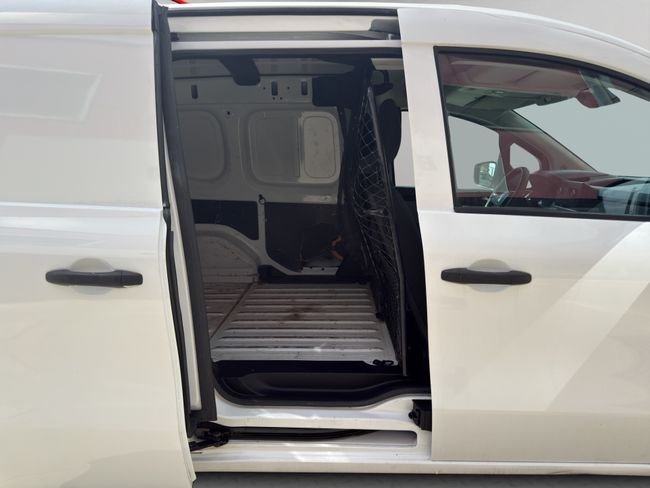 Renault Kangoo 2022, foto 17