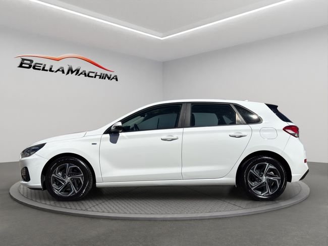 Hyundai i30 2023, foto 2