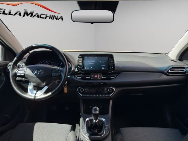 Hyundai i30 2023, foto 16