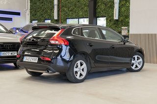 Volvo V40 1.6 T4 Momentum Auto