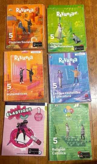 Libros de texto 5 de primaria revuela