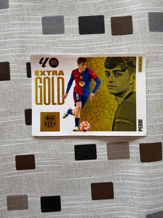 Carta Panini Extra Gold Pedri LaLiga 25/26