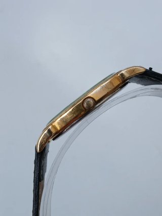 Tissot A280 Cuarzo Reloj de Pulsera