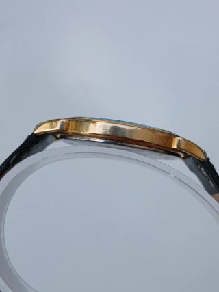 Tissot A280 Cuarzo Reloj de Pulsera