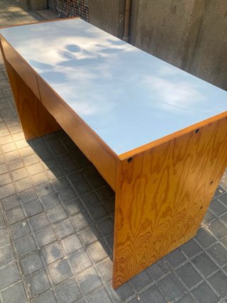 Escritorio vintage madera y formica 80's