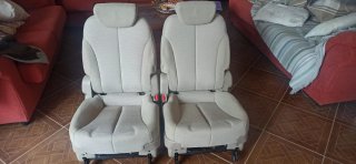 Asientos Kia Carnival Beige