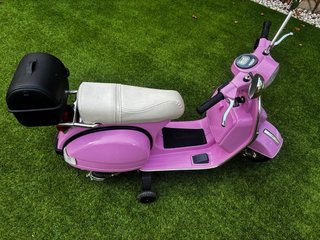 Moto Eléctrica Infantil Vespa PX150 12V Rosa