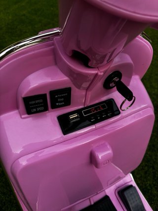 Moto Eléctrica Infantil Vespa PX150 12V Rosa