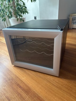 Nevera Vino Alaska 36L