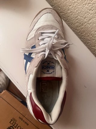 Deportivas Munich Beige y Azul