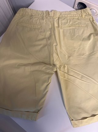 Bermudas Geographic Norway Amarillas