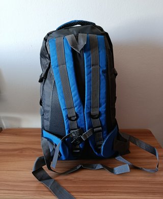 Mochila 40L Impermeable 53x32x16 cm Nueva
