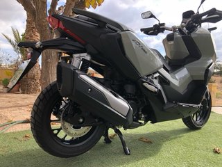 HONDA ADV350