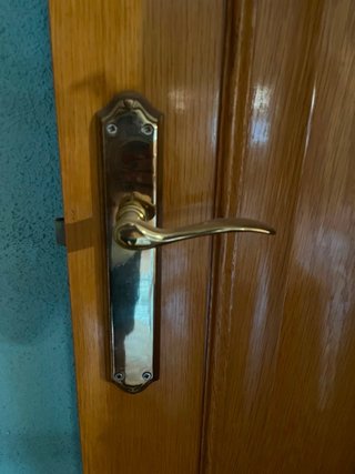 Puertas de madera maciza
