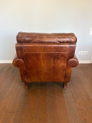 Sillón piel genuina Habitat – estilo club vintage