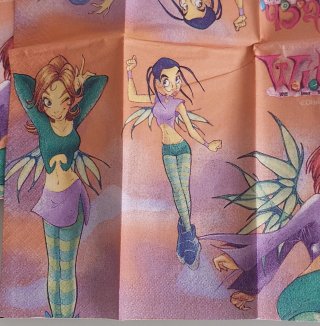 REVISTA W.I.T.C.H. 2003 COMIC + 5 PAÑUELOS  PAPEL