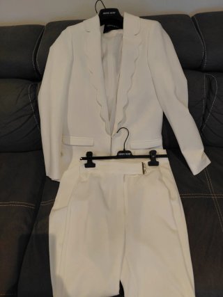 Completo Denny Rose bianco giacca e pantaloni