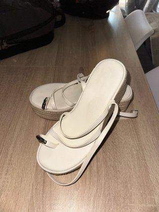 Cuñas crema esparto tacón bajo T.39