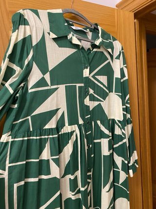 Vestido Zara Verde Estampado Midi
