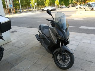 Yamaha xmax 250 Scooter Negra y Gris