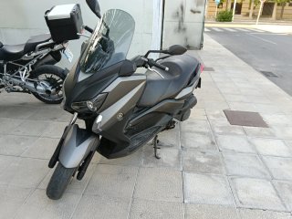 Yamaha xmax 250 Scooter Negra y Gris