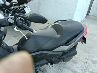 Yamaha xmax 250 Scooter Negra y Gris