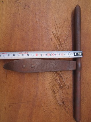 Cerrojo antiguo forja con cerradura, 28 cm.
