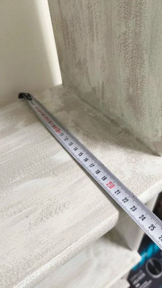 Estantería de madera acabado tiza