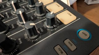 Arturia DrumBrute Caja de Ritmos