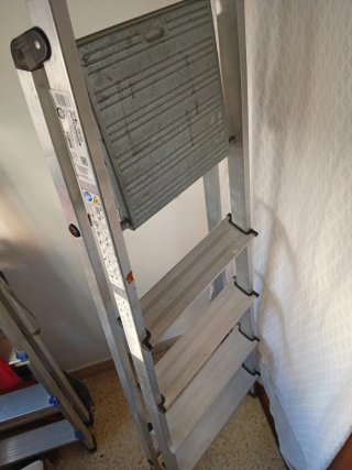 Escalera Tijera Aluminio 5 Peldaños