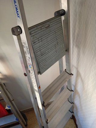 Escalera Tijera Aluminio 5 Peldaños