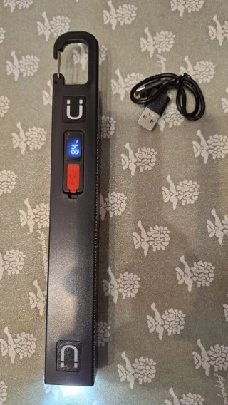 Torcia LED EverPacific Multifunzione COB Ricaricab