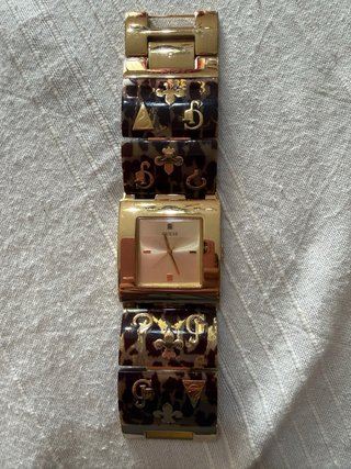Reloj Guess Dorado y Marrón