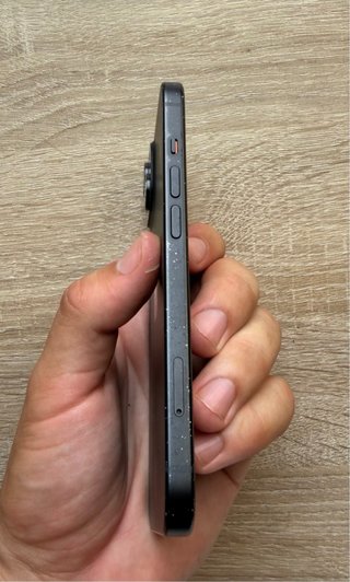 iPhone 15
