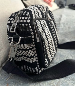 Bolso Bimba y Lola Rayas Blanco y Negro