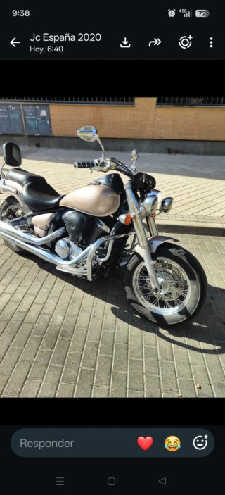 Moto Kawasaki VN 900 Custom