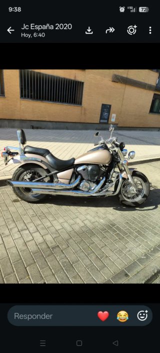 Moto Kawasaki VN 900 Custom