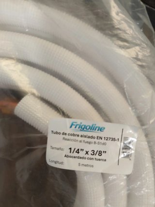 Manguera y tubo para aire acondicionado