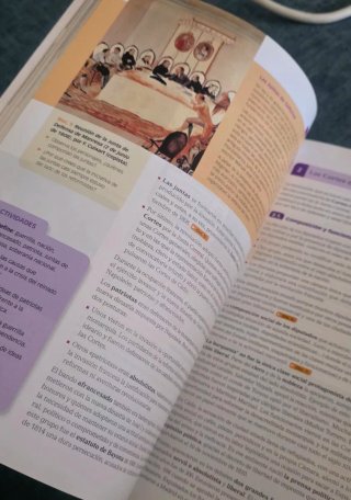 HISTORIA DE ESPAÑA SERIE DESCUBRE 2 BACHILLERATO