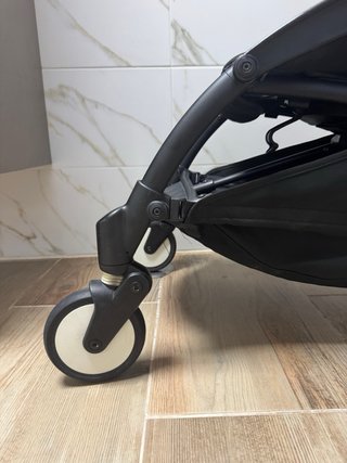 Silla de paseo YOYO 2 con capota y colchoneta