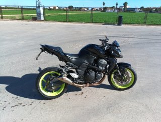 Kawasaki Z750 Naked Negra
