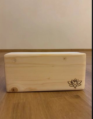 Mattoni Yoga in Legno Premium con Logo inciso