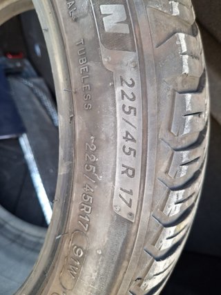 Rueda Michelin 225/45 R17