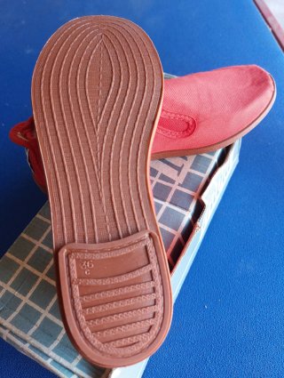 Zapatillas lona IRABIA rojas talla 36 NUEVAS