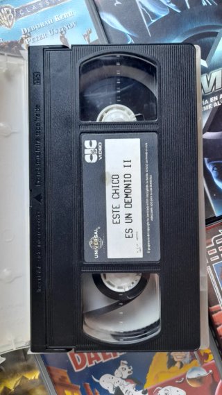 Lote 18 VHS: Ali, X-Men, Shrek y más