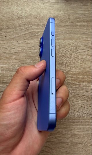 iPhone 16 90%